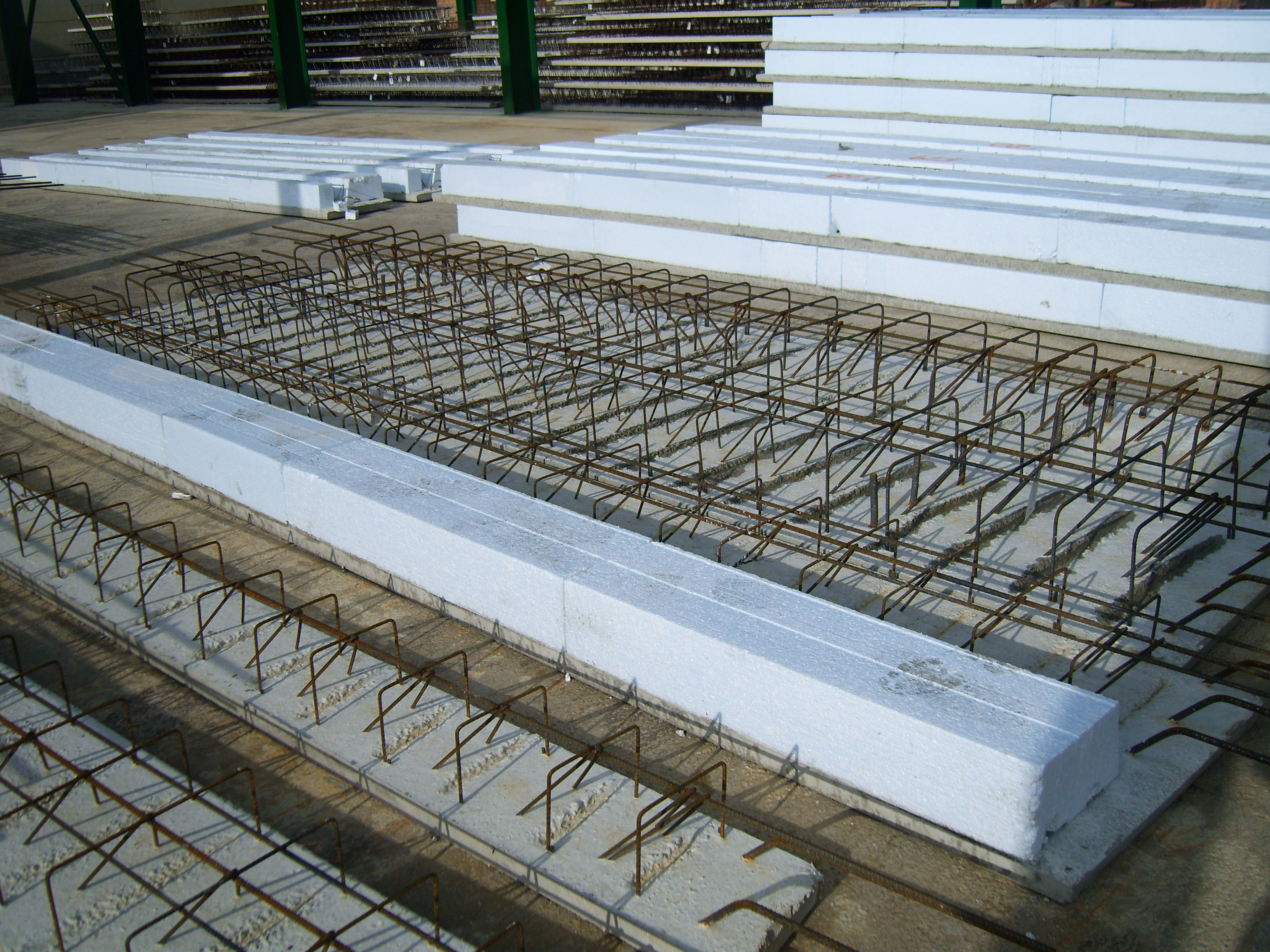 prefabricados canal, productora y comercializadora de prefabricados de hormigÃ³n y ferrallas